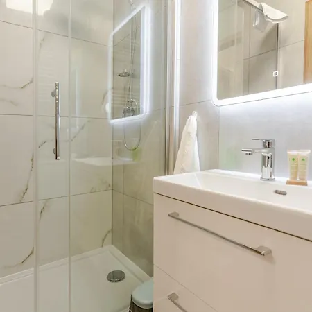 Global Park 22th View By Bookinghost Apartmán *